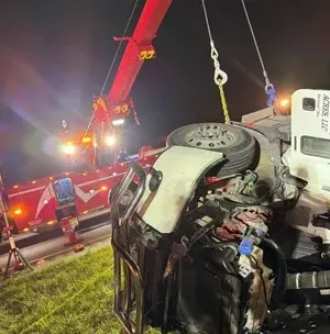 c5e462_ac7bc4f1ca0843f5bdb59ea275b24e25mv2