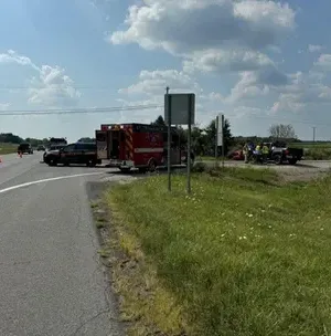 c5e462_4ccfd3f9c4dd475fb9a93953b90d2163mv2