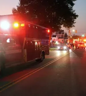 c5e462_7063f3870b9b4fa2a3a903e6a497805dmv2