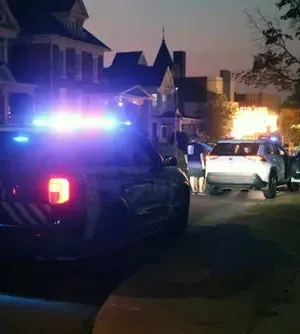 c5e462_c50cb179b8f5482fad736b6b1d36eb17mv2