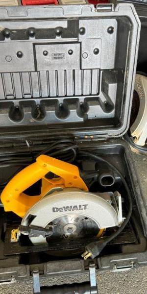 c5e462_621aacd7a07b4cd1b2041af7d9fda6c9mv2