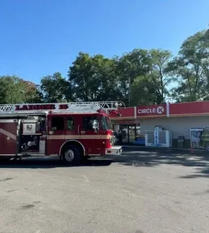 c5e462_4db133c54c5349f4a4b31b9fe0eba83fmv2