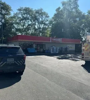 c5e462_57488c9329214e9f96a3a41532d22950mv2