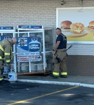 c5e462_a655c05852fc4bdea8fdb4301006a082mv2