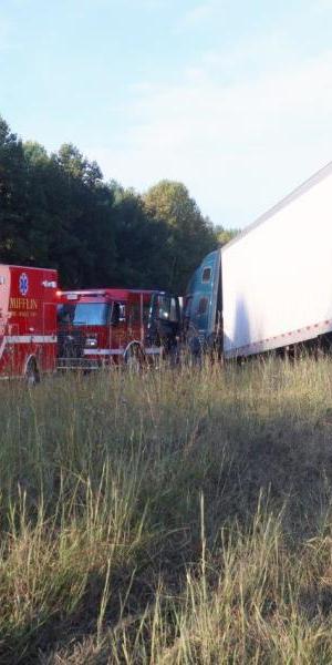 c5e462_2118563e74a4495bbc0b4f2a70eae623mv2