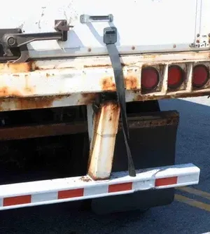 c5e462_7428d98adf9a452c8319caf918e8ca6cmv2