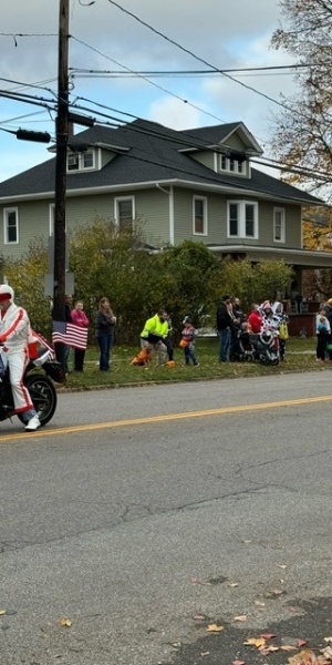 c5e462_df0f1858c685452bb85bd37781230ademv2