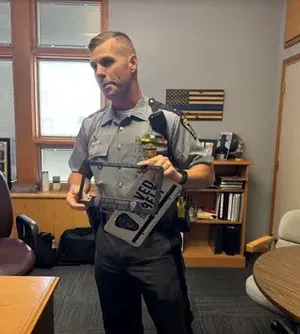 c5e462_6073156d8d25425898932f44db925bfamv2