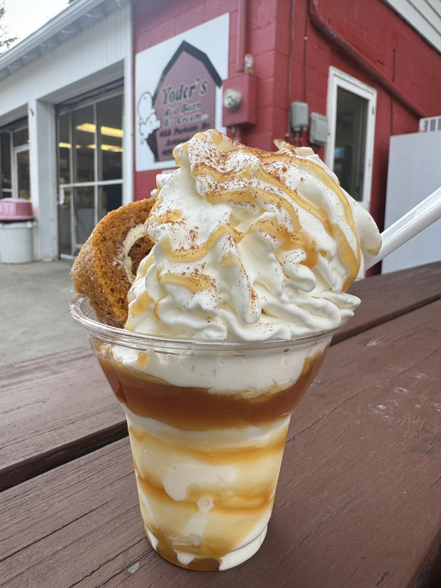 Breaking Dessert News: Pumpkin Roll Sundae Sparks Fall Frenzy in